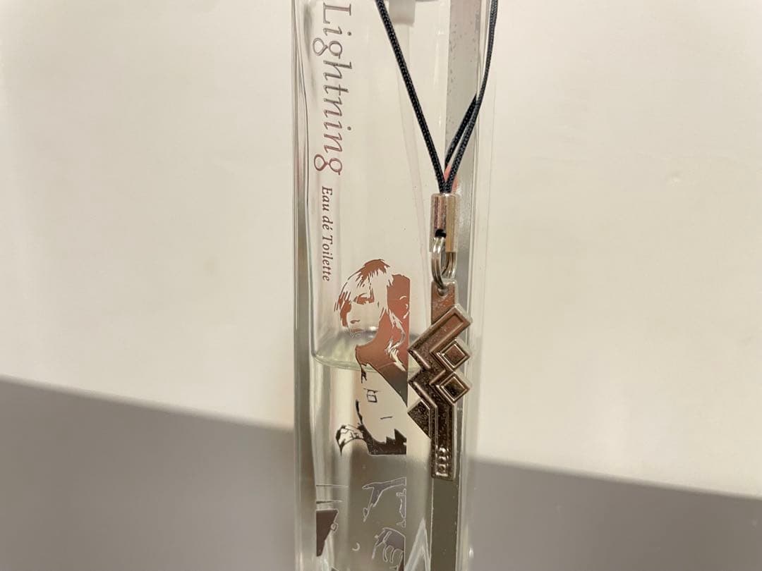 FF13 ライトニング 香水