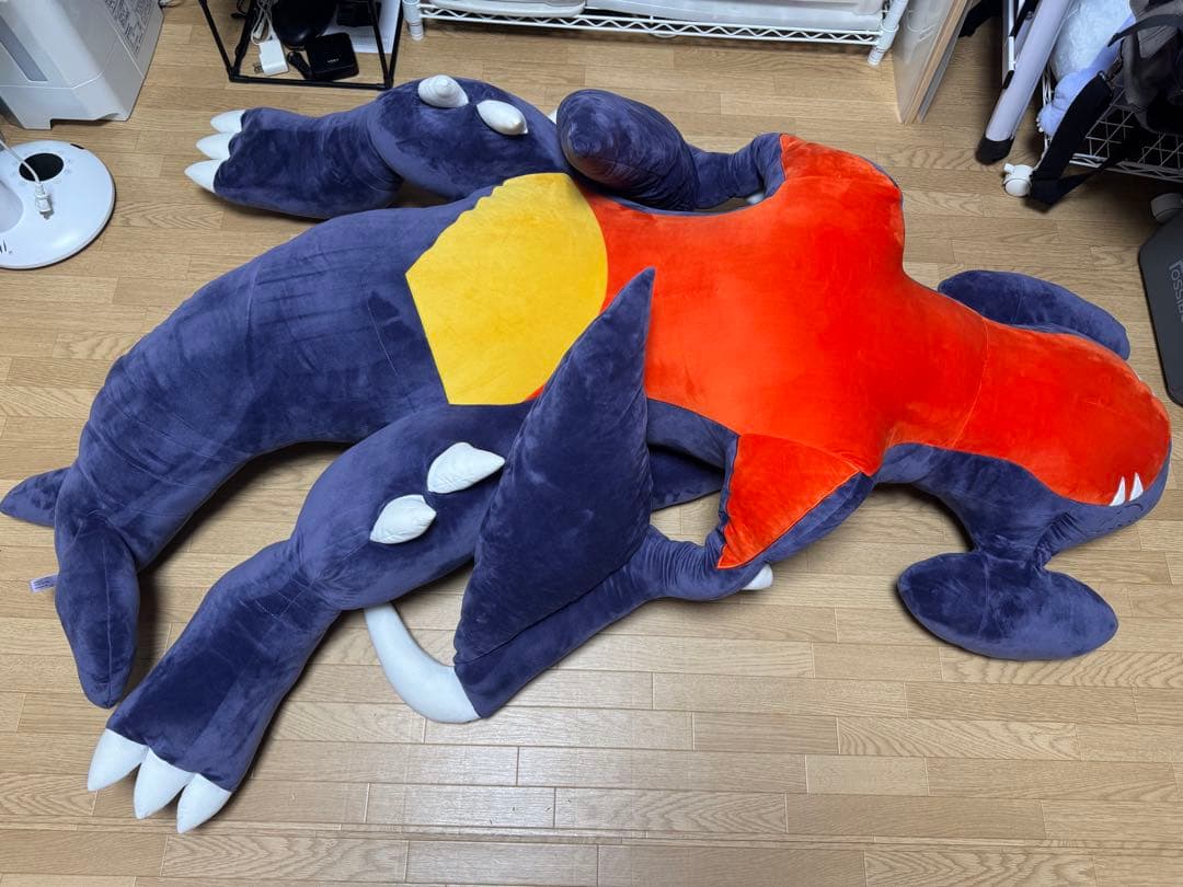 大きなガブリアスクッション