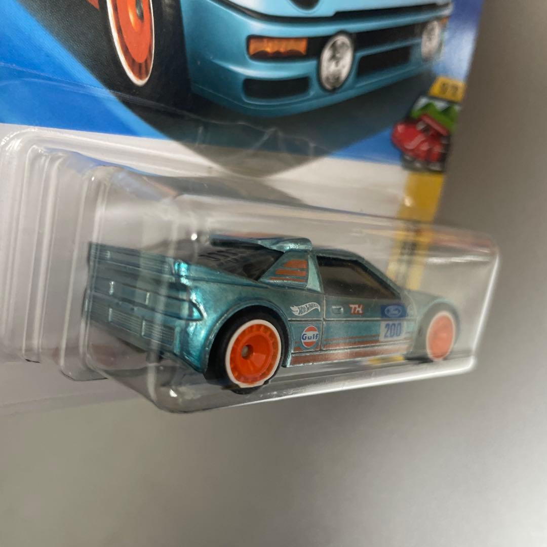 日本未発売　ホットウィール フォードRS200 スーパートレジャーハント　STH