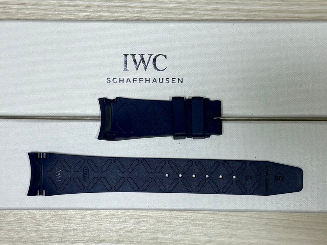 未使用【純正】IWC ポルトギーゼ　ヨットクラブ　ラバーベルト　ネイビー