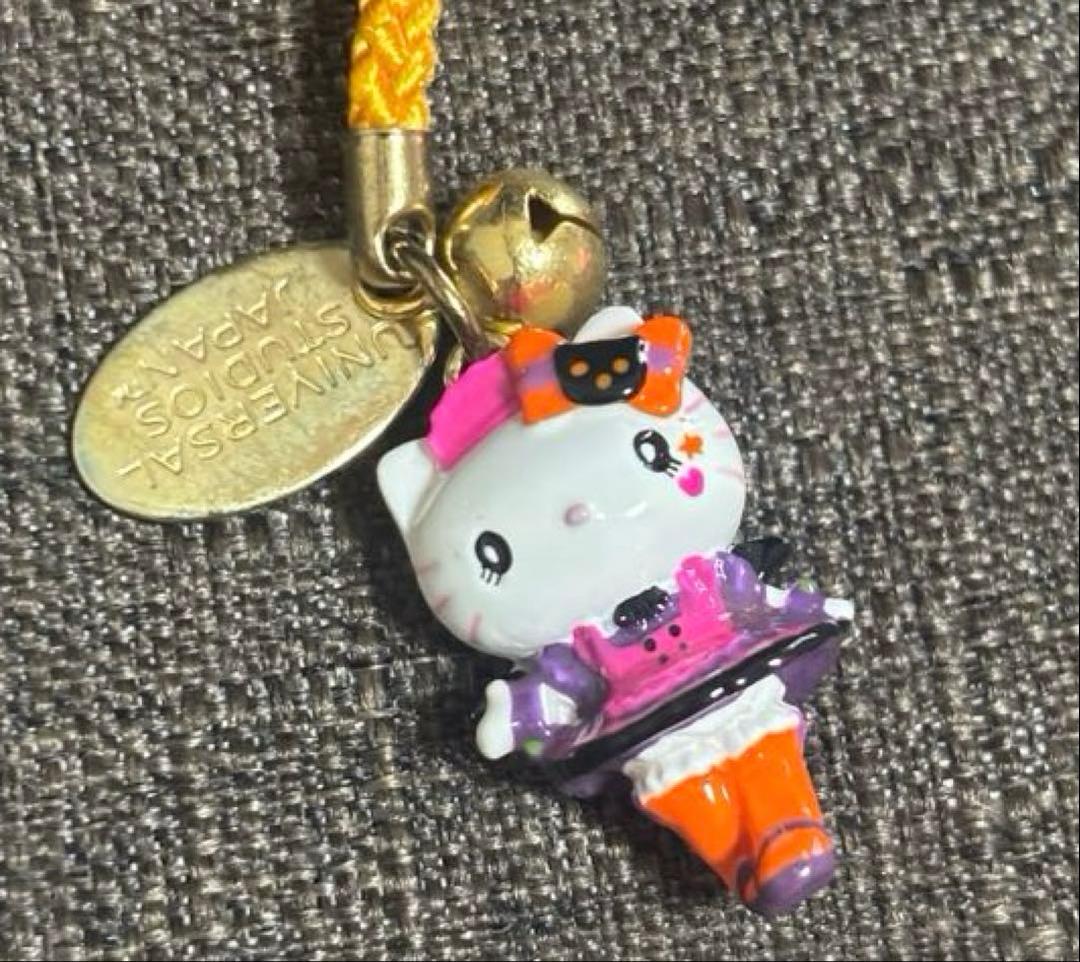 USJ限定　希少レア　根付け　ハロウィン　ハローキティ ストラップ ご当地キティ