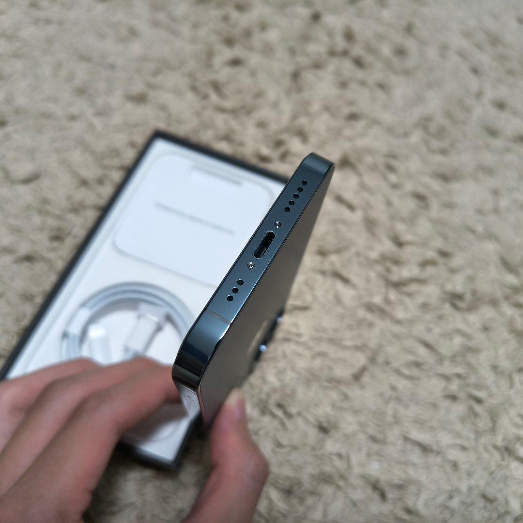 【純正ケース付属】iPhone12Pro 256GB パシフィックブルー