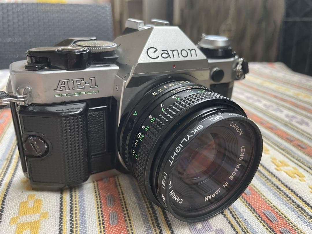 CANON AE-1 PROGRAM　50ｍｍ　グリップ、シグマzoomレンズ付