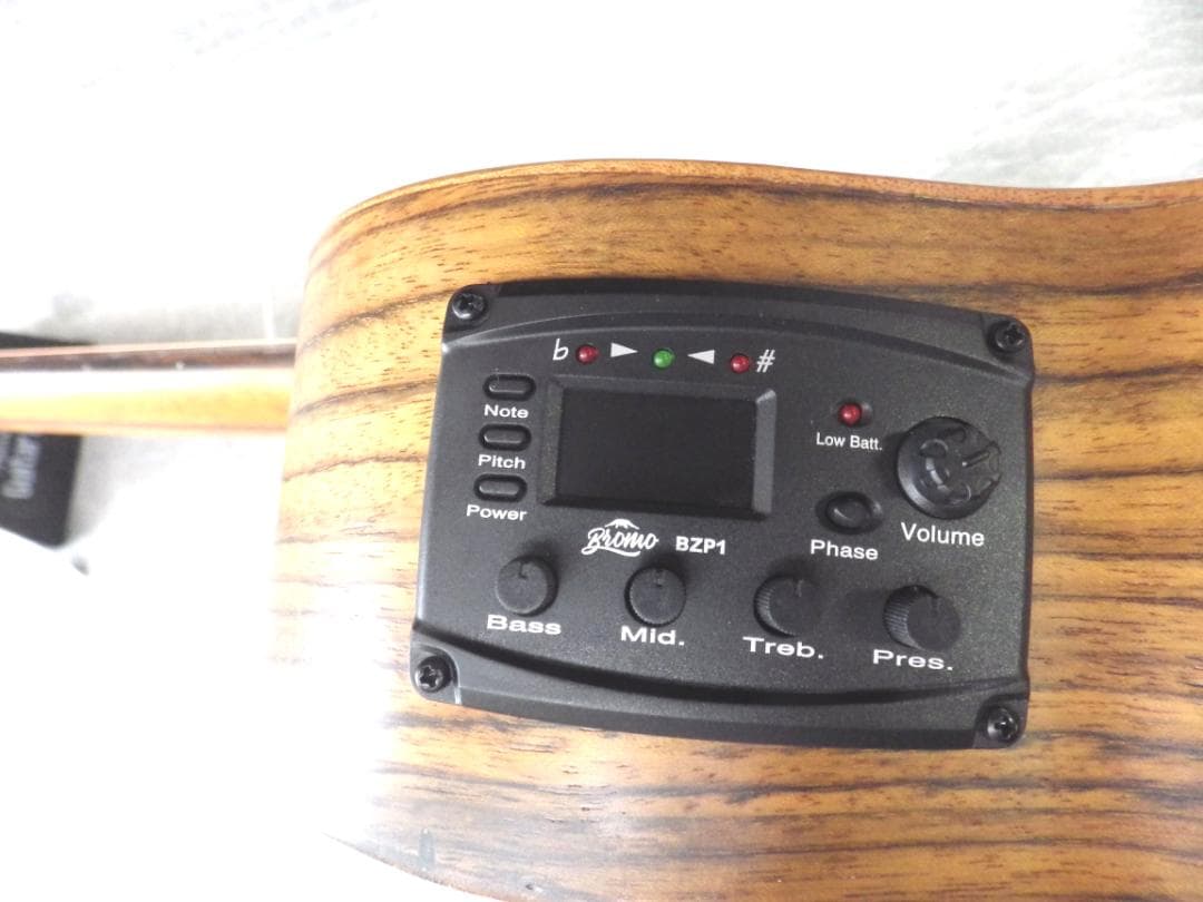 弦高低め　Bromo　ブロモ　エレアコギター　BAT8ME bk