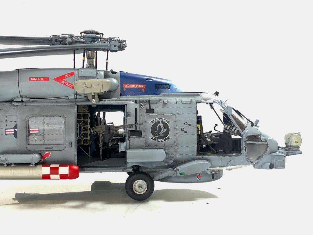 キティホークモデル1/35 MH-60R HSM-78 完成品　改造模型