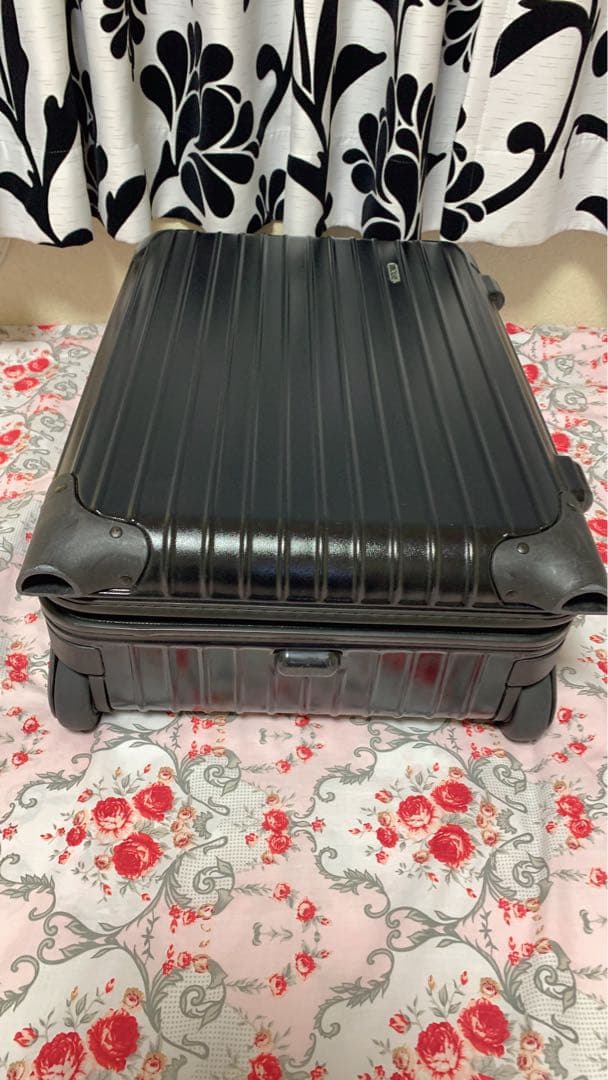 美品✨★正規品★リモワRIMOWA★サルサ CabinSスーツケース 2輪★