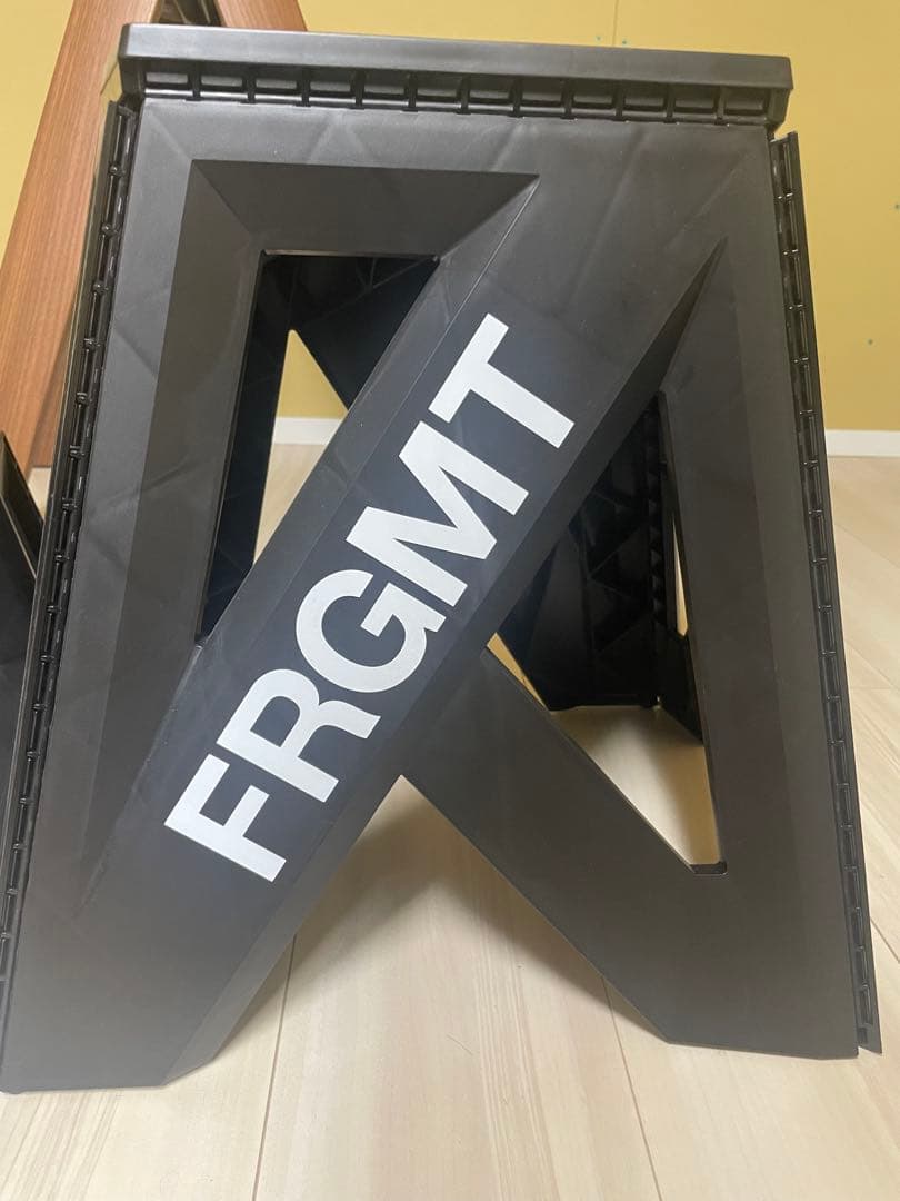 FRGMT スタッキング椅子 2点セット