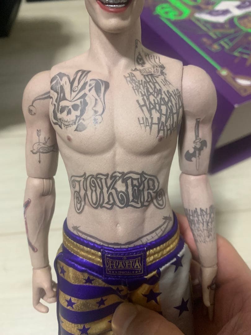 ホットトイズ　ジョーカー　スーサイド