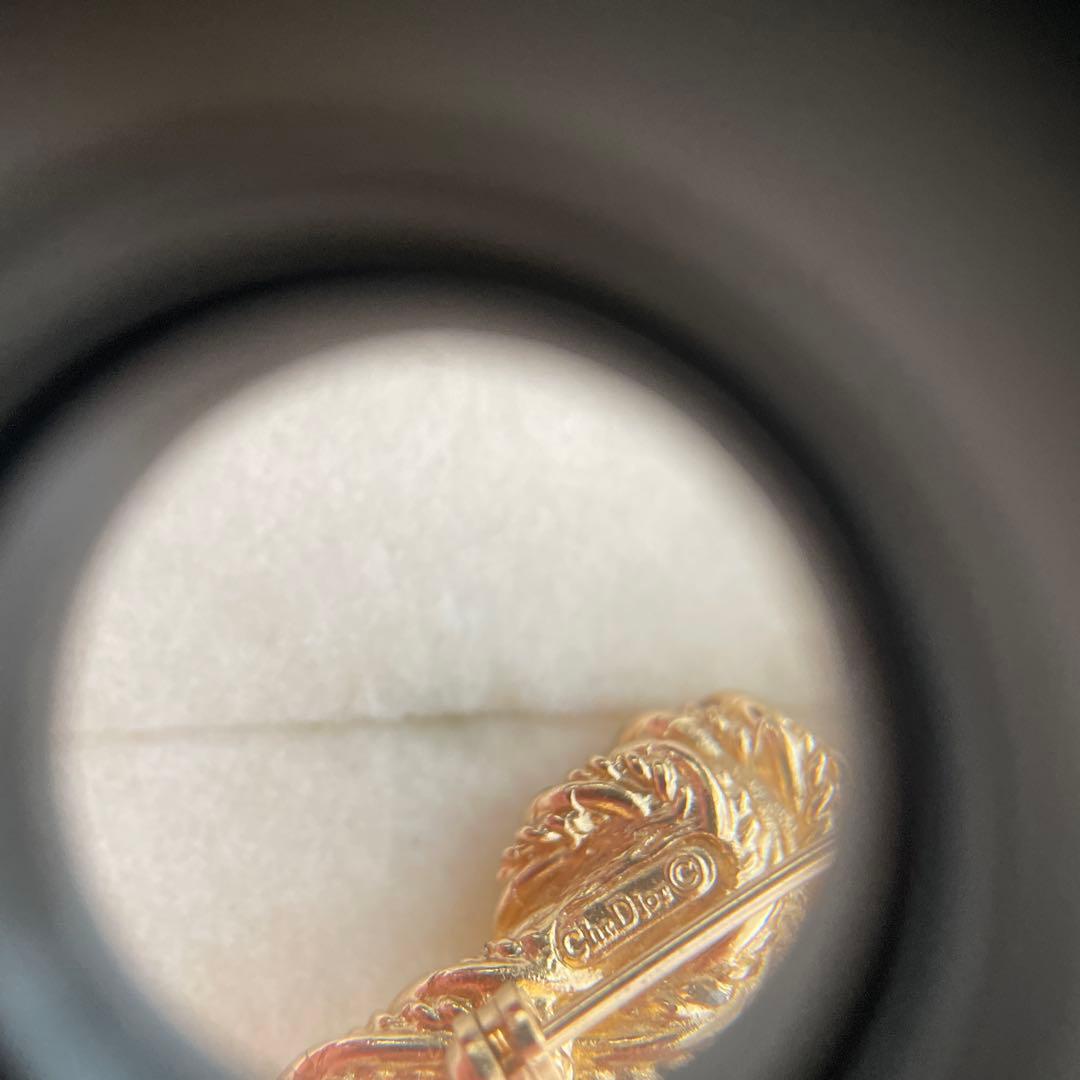 Christian Dior ゴールドカラー　ブローチ