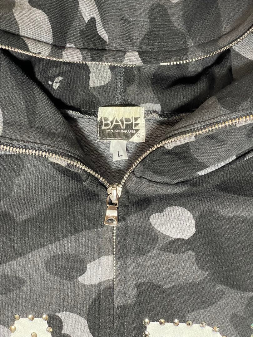 エイプフルジップパーカー