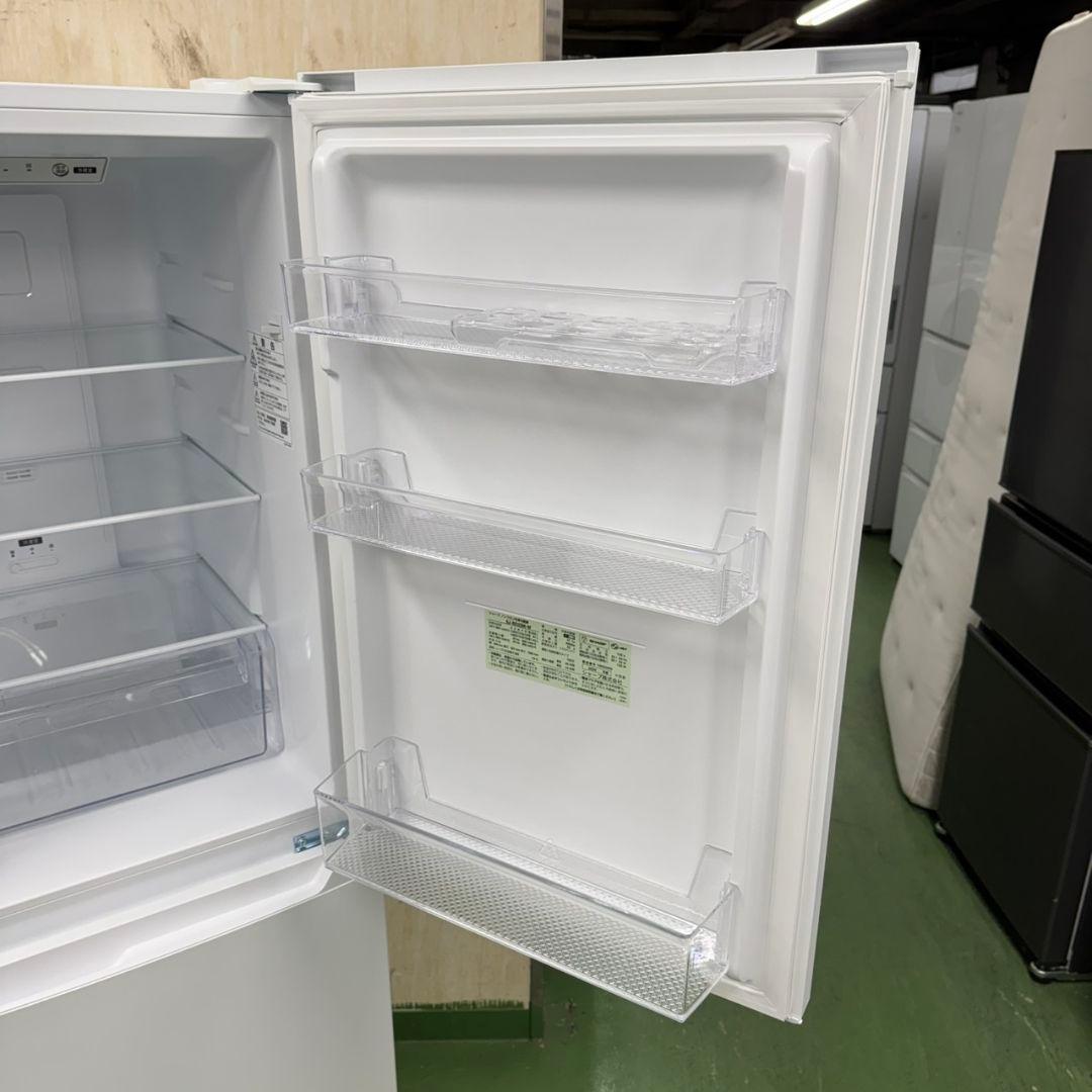 156 関東配送　冷蔵庫　小型　中型　大型　200L強　極美品　右開き　超最新