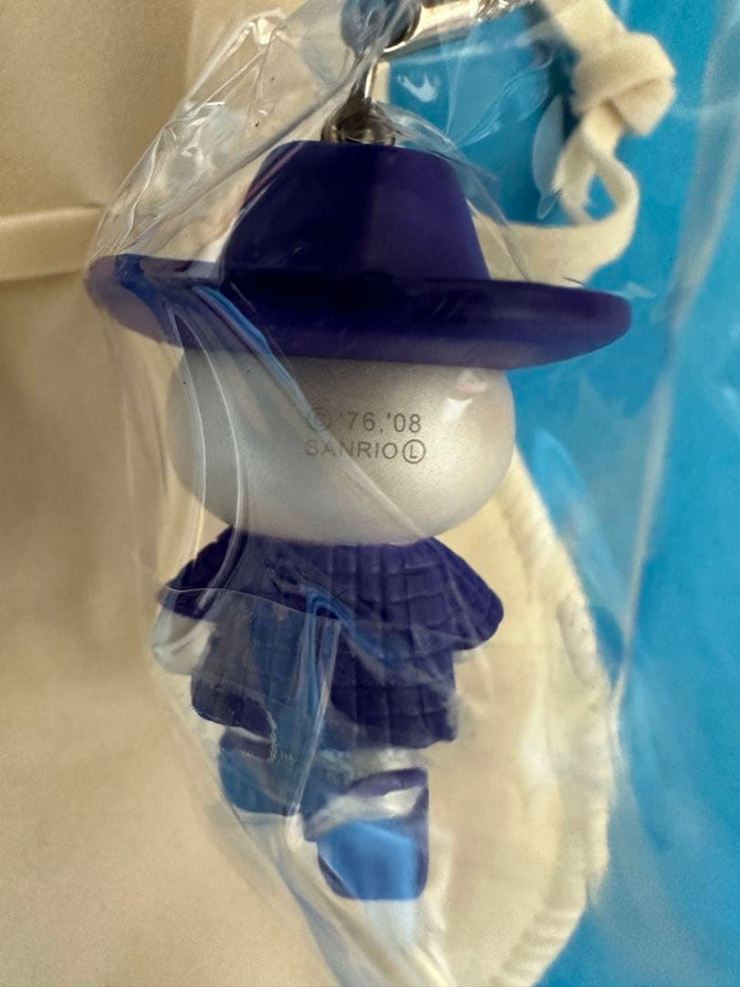 フランス　パリ限定　DIORキティ2種類セット