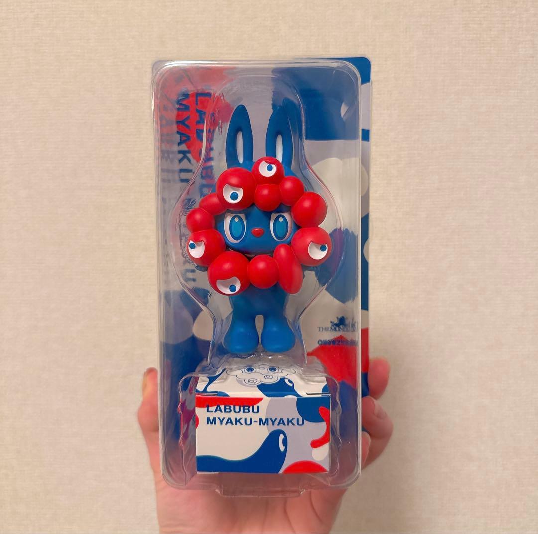 大阪関西万博限定LABUBU MYAKU-MYAKU ストラップ付きフィギュア