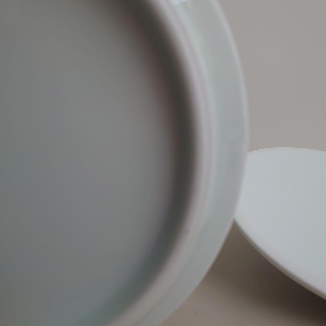 【値下げ不可】人間国宝 井上萬二 白磁 青海波 水指　共箱、共布、栞