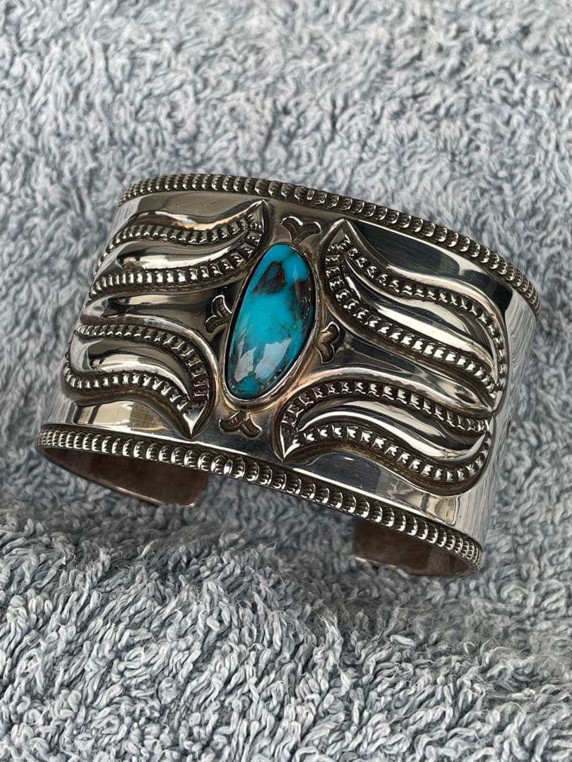 Jennifer Curtis ジェニファーカーティス ビズビー ブレスレット