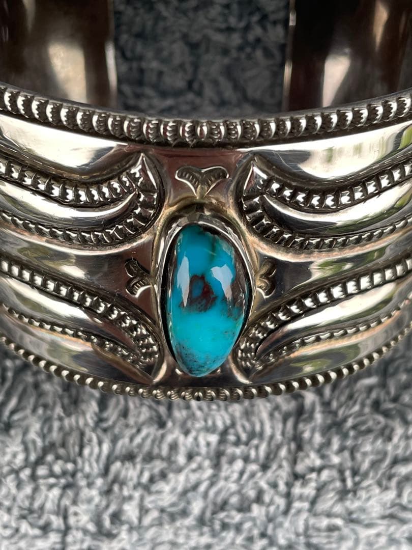 Jennifer Curtis ジェニファーカーティス ビズビー ブレスレット