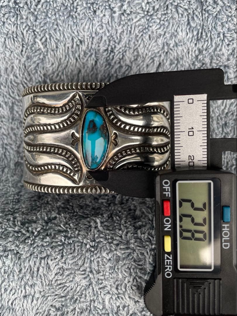 Jennifer Curtis ジェニファーカーティス ビズビー ブレスレット