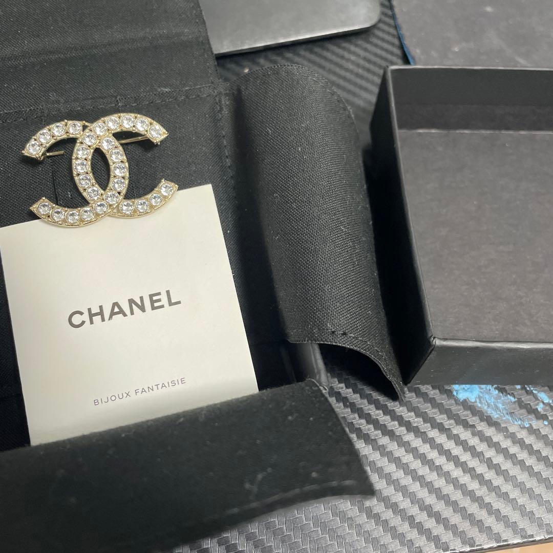 CHANEL シャネル ブローチ ラインストーン
