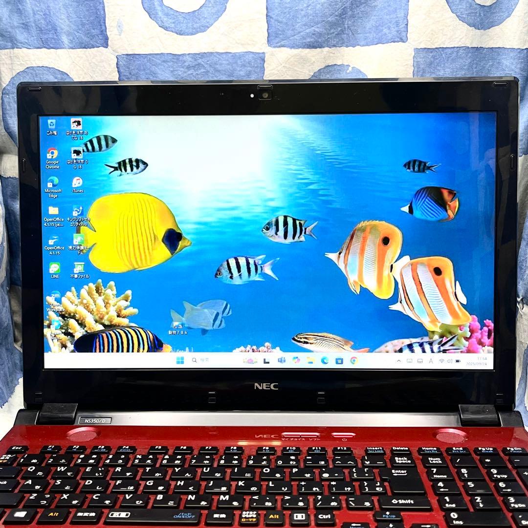 サクサク快適SSD☆大人気赤ノートパソコン♪カメラ&ブルーレイ搭載！Win11