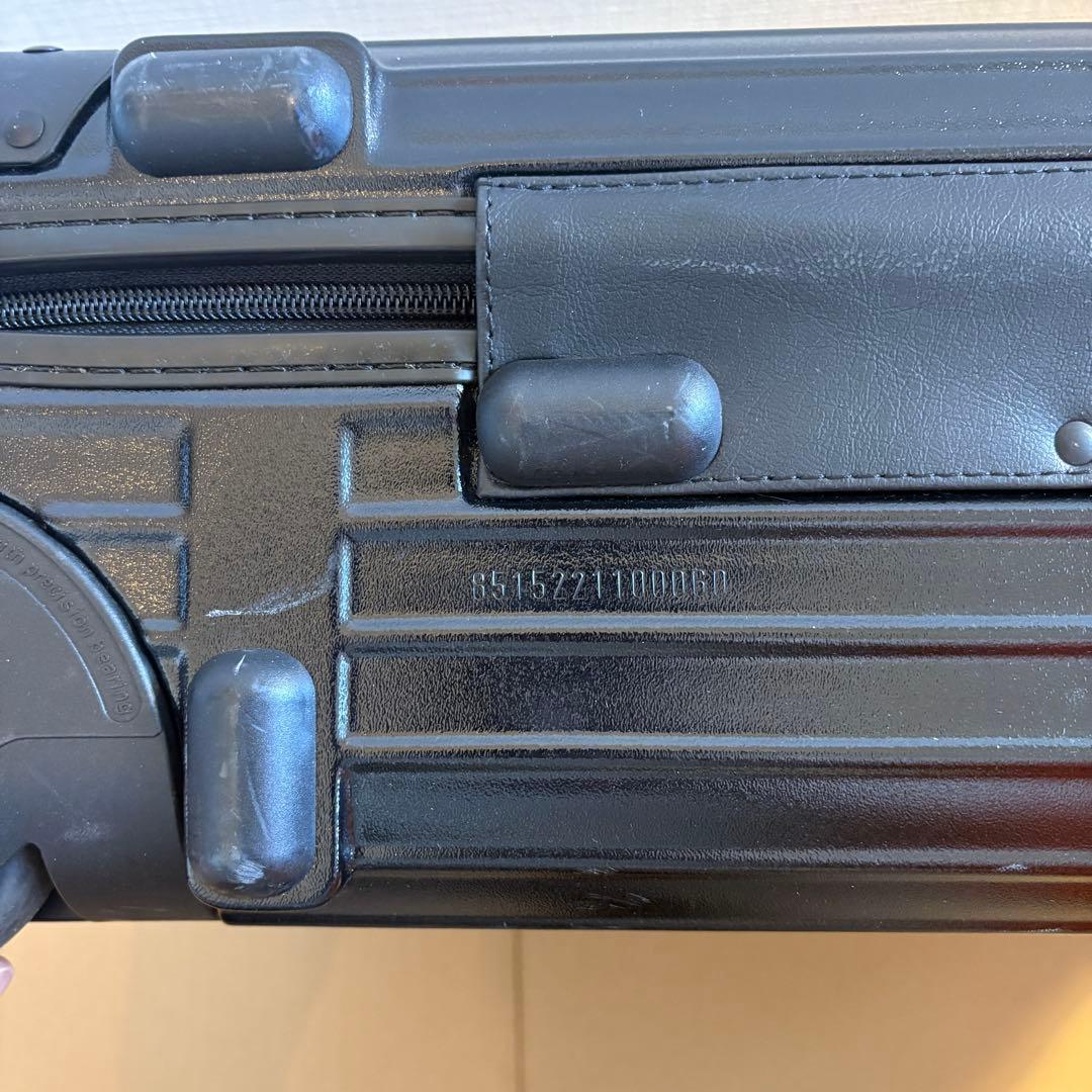 リモワ　サルサ　35L ブラック