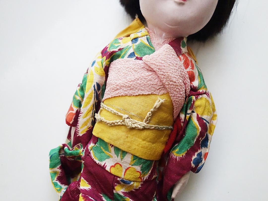 市松人形 カラフルな着物　Z93