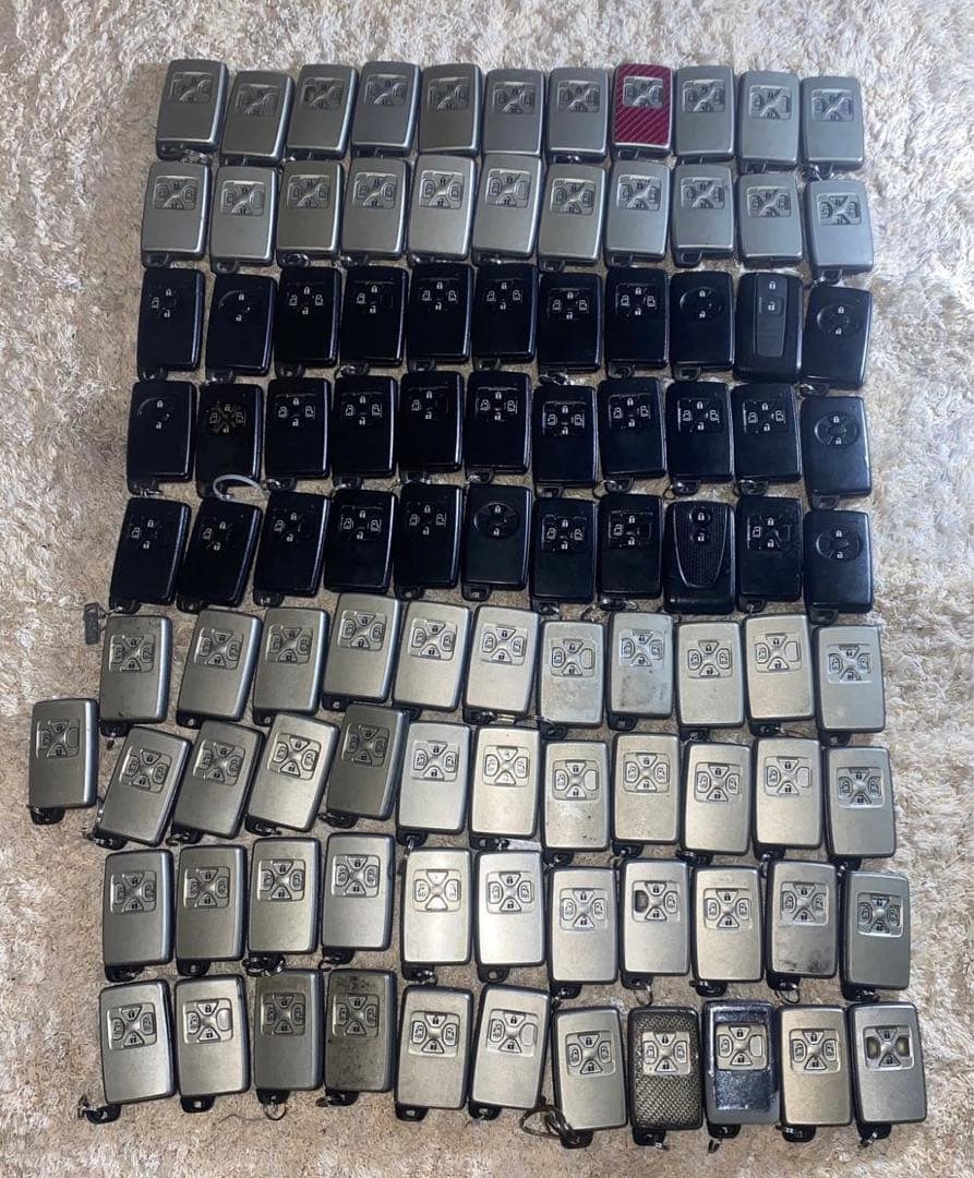 スマートキー　100個セット販売