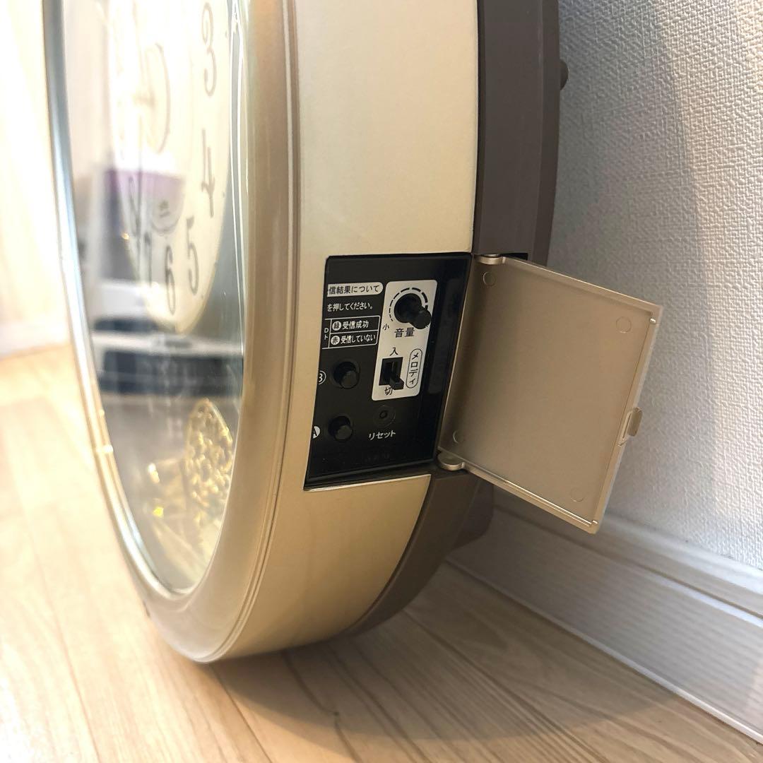 【美品】SEIKO RE561S からくり時計 電波修正機能 自動秒針停止機能付