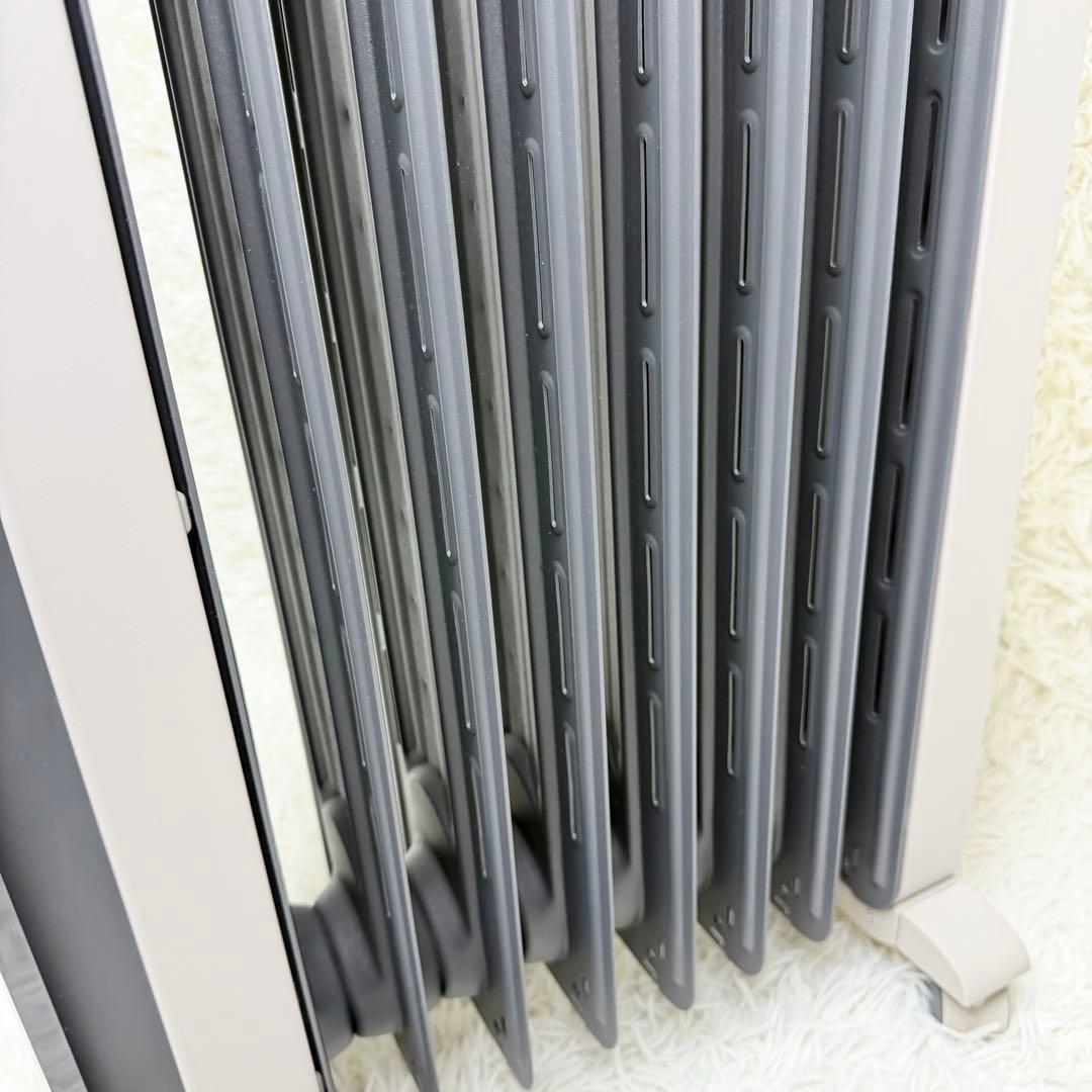 美品 DeLonghi オイルヒーター RHJ21F0812-GY グレー