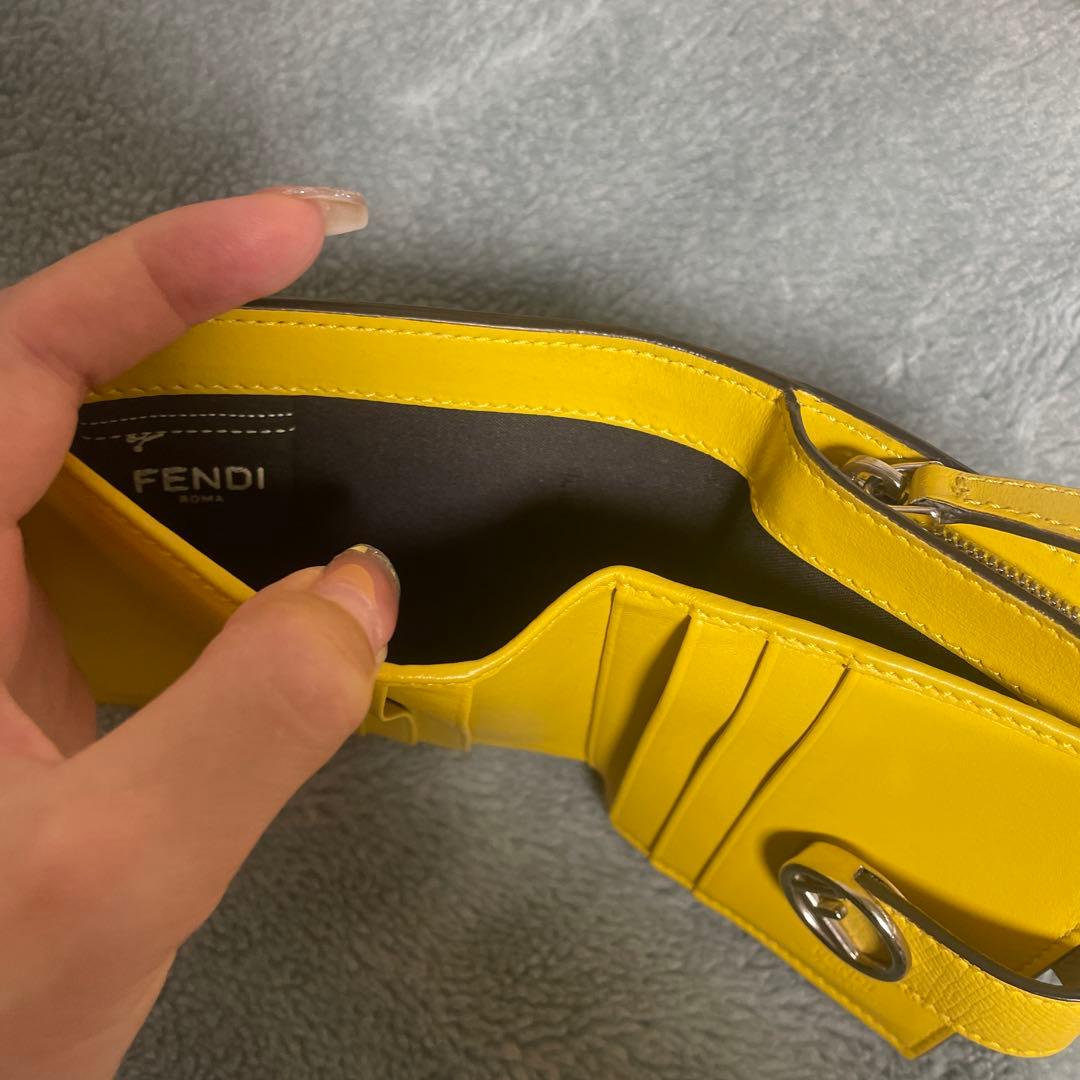 FENDI 二つ折り財布
