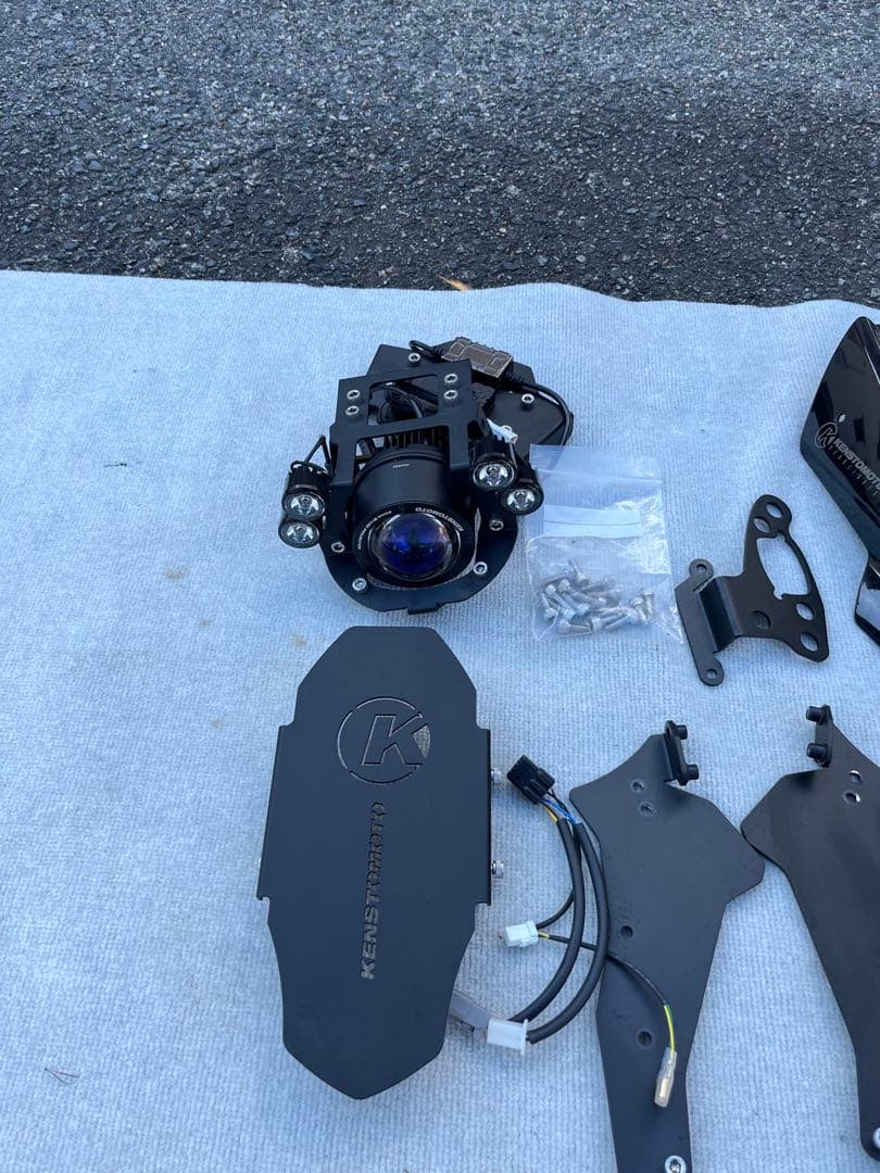 MT-09 Kenstomoto SpeedGhoul ヘッドライトカウル