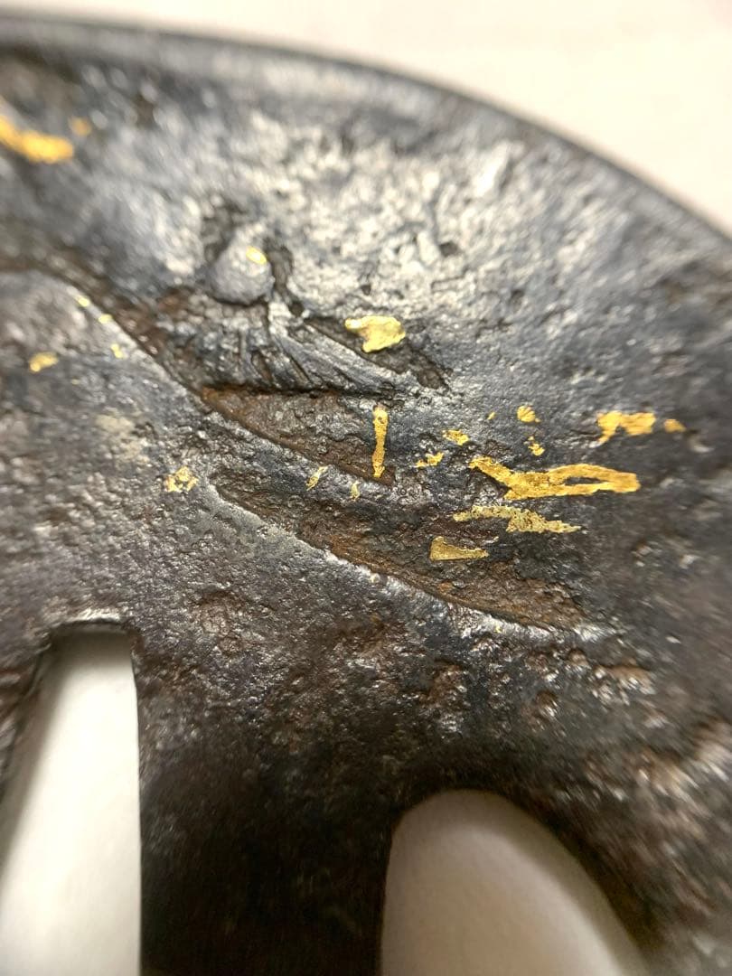 山と植物の金装飾 鍔(つば)