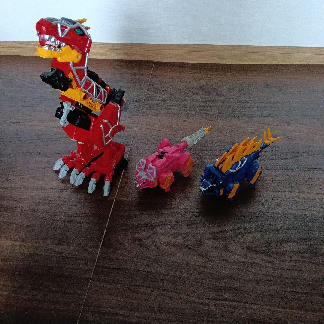 恐竜型ロボットフィギュア 3体セット