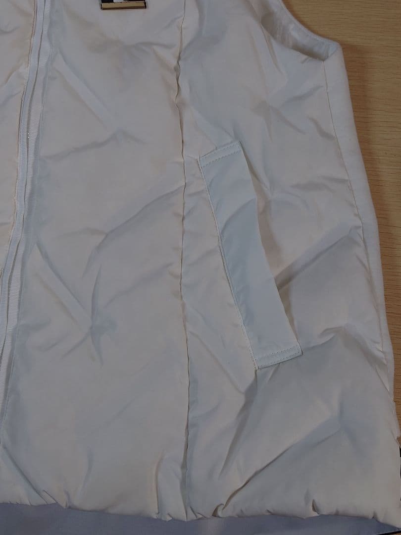 ブンブンジャー 志布戸未来 鈴木美羽 ダウンベスト プレミアムバンダイ 希少