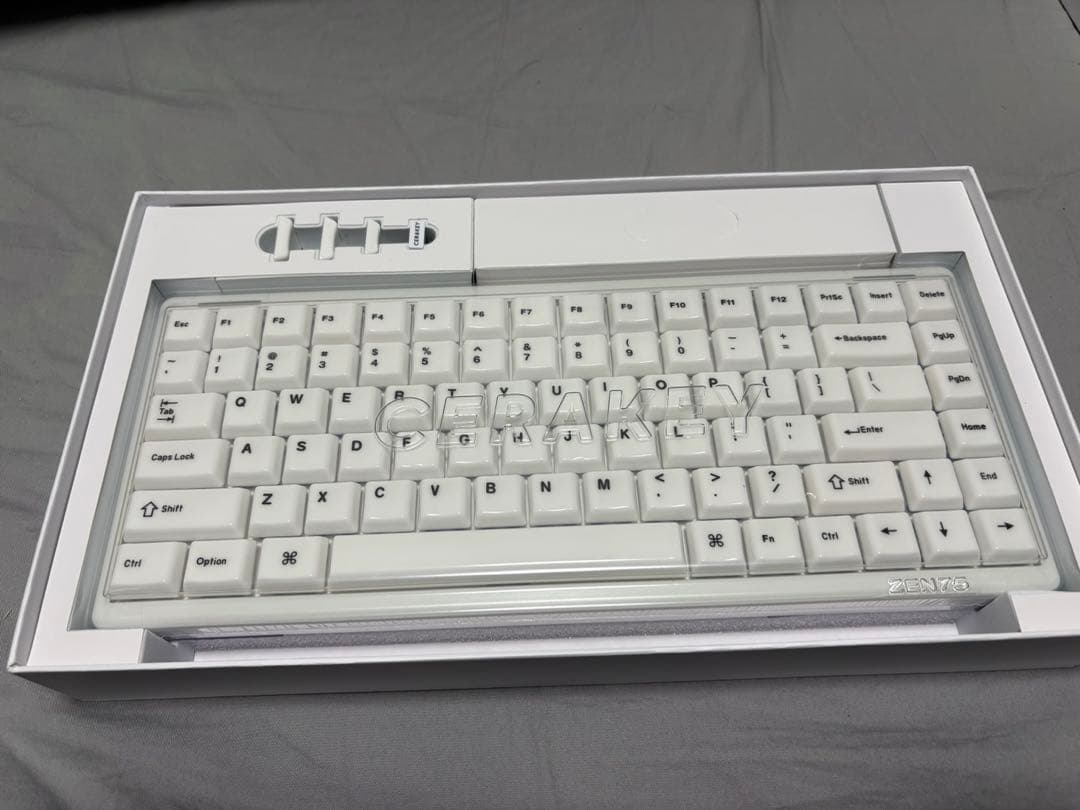 Cerakey ZEN75 Classic ロープロファイルキーボード