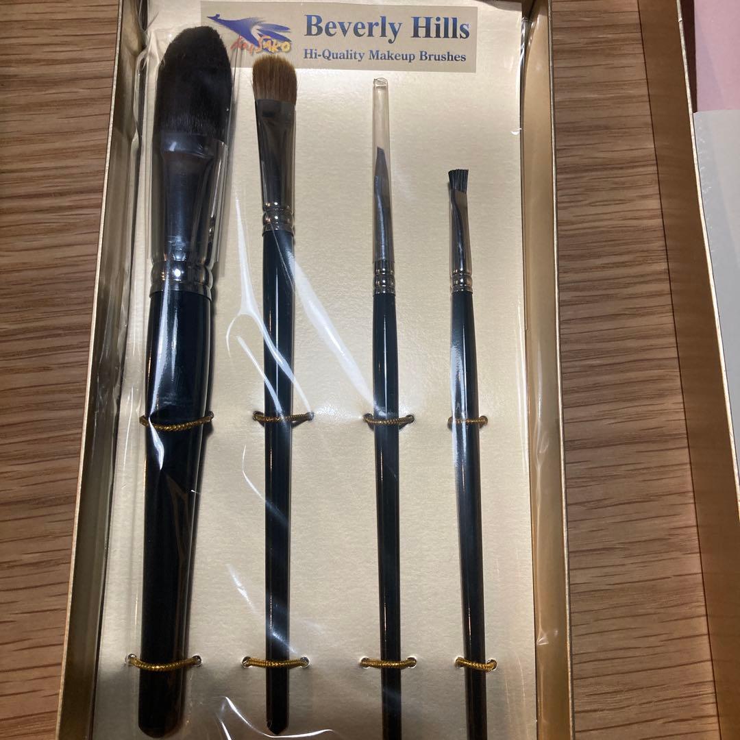白鳳堂熊野筆 MISAKOビバリーヒルズメイクブラシ 4点セット 未使用 化粧筆