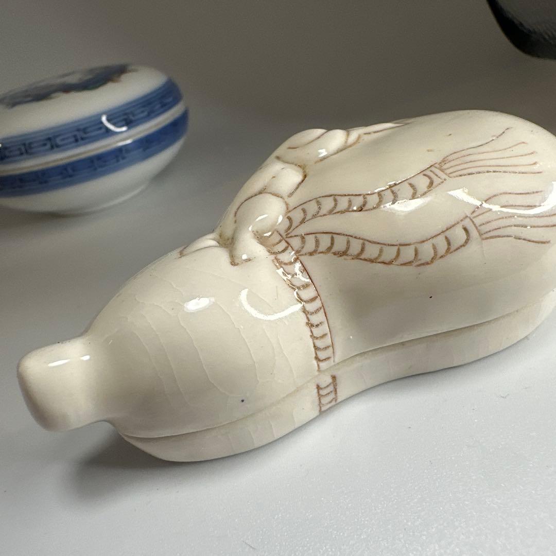 茂右衛門 前田宝泉 古董　古美术 人間国宝 十三代柿右衛門・濁手 香合 龍紋