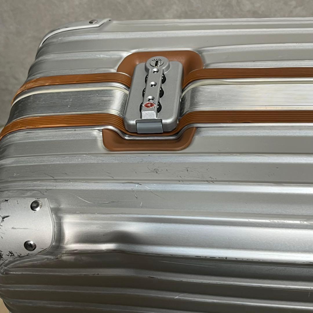 リモワ RIMOWA 747-8 限定モデル 64L4輪 トパーズ アルミニウム