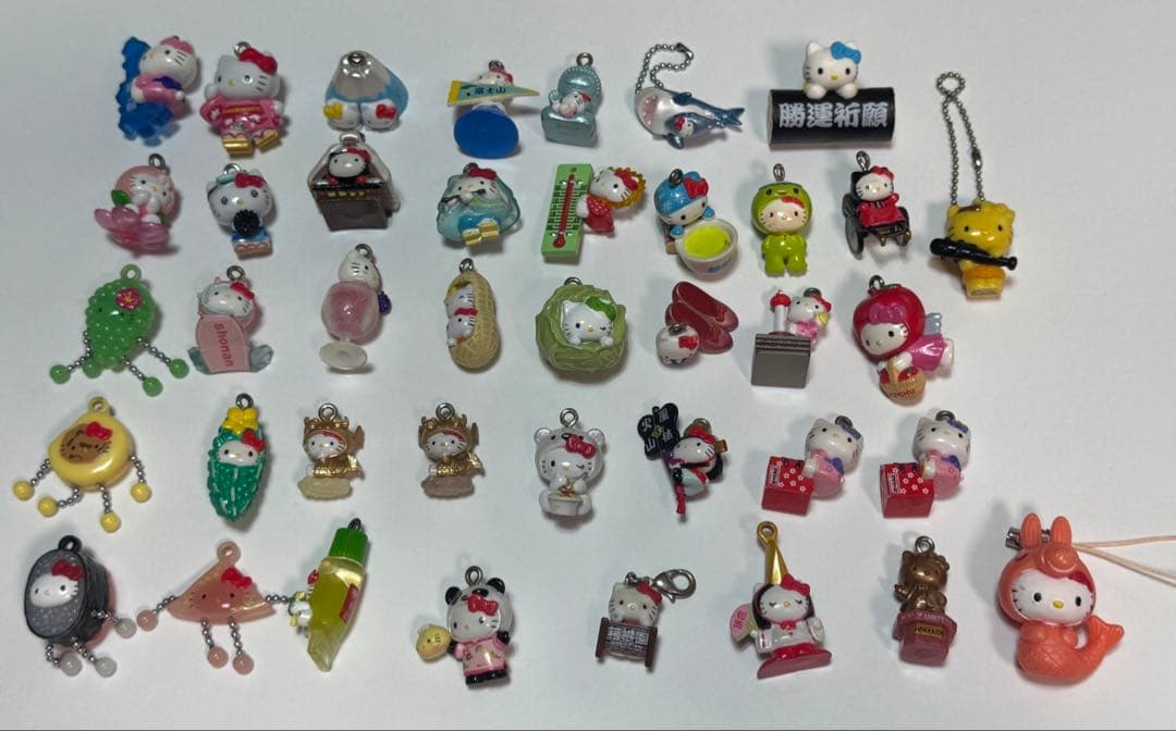キティ ボールペンチャームのみ39個＋ストラップ1個まとめ売り