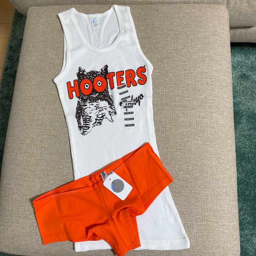 HOOTERS オレンジタンクトップとショーツのセット
