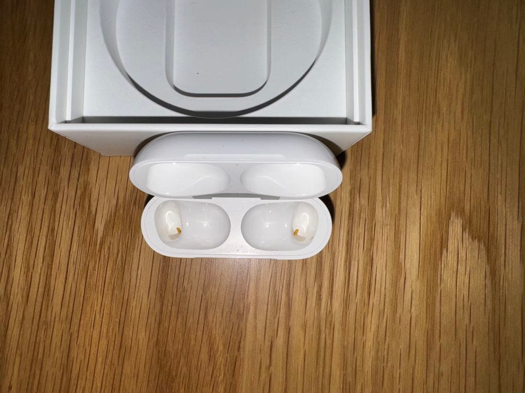 Apple AirPods Pro 第2世代 Lightning 中古品