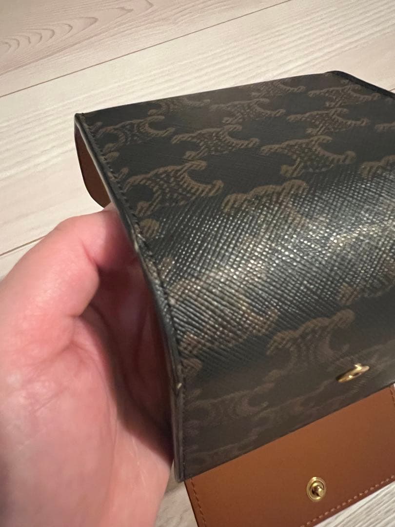 本日限定価格☆セリーヌ 三つ折り財布トリオンフ スモールフラップウォレット