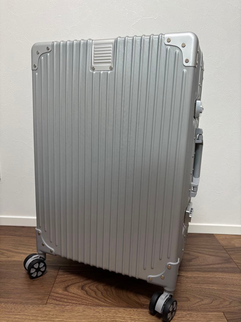 新品 スーツケース アルミフレーム キャリーケース 耐衝撃 TSAロック 軽量