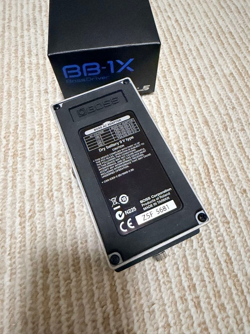 BOSS BB-1X ベースドライブエフェクター ほぼ未使用