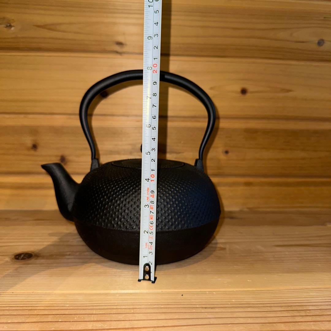 あられ形鉄瓶　中古