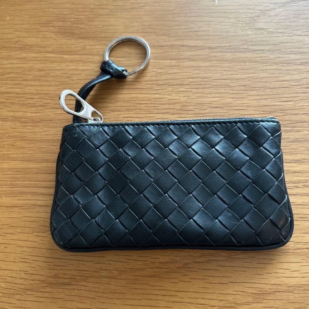 ブラックレザーキーケース 編み込みデザイン　ボッテガべネタ