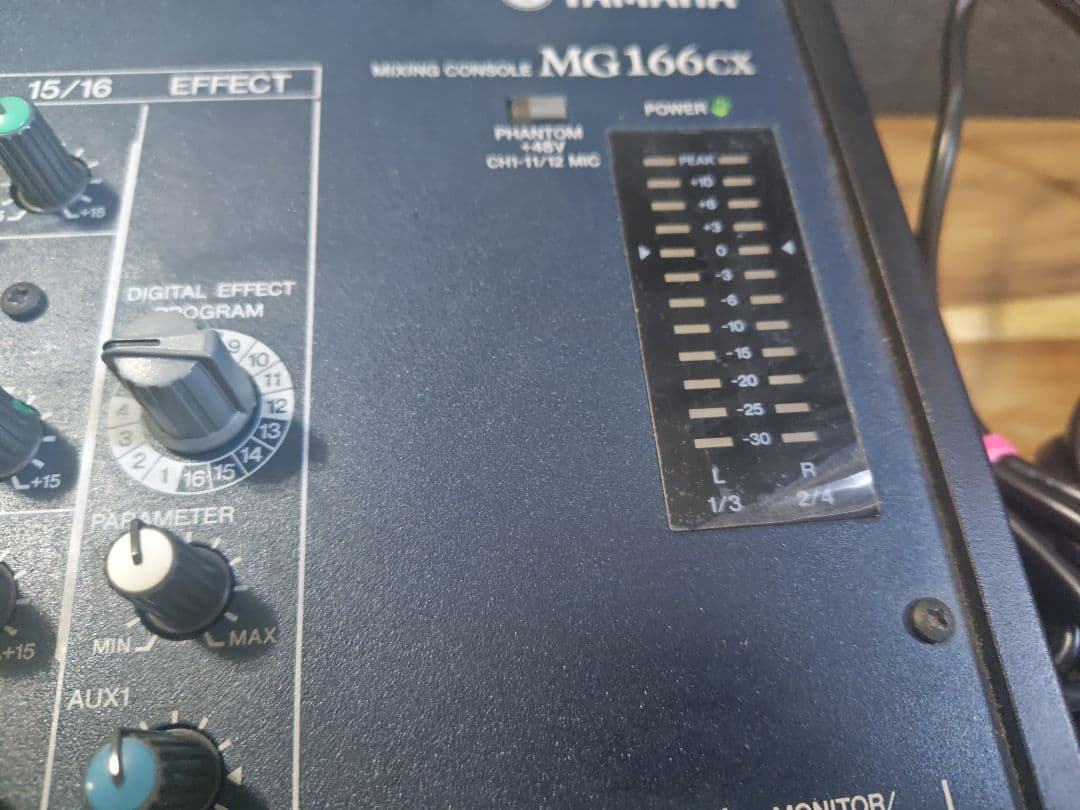 Yamaha MG166CX アナログミキサー