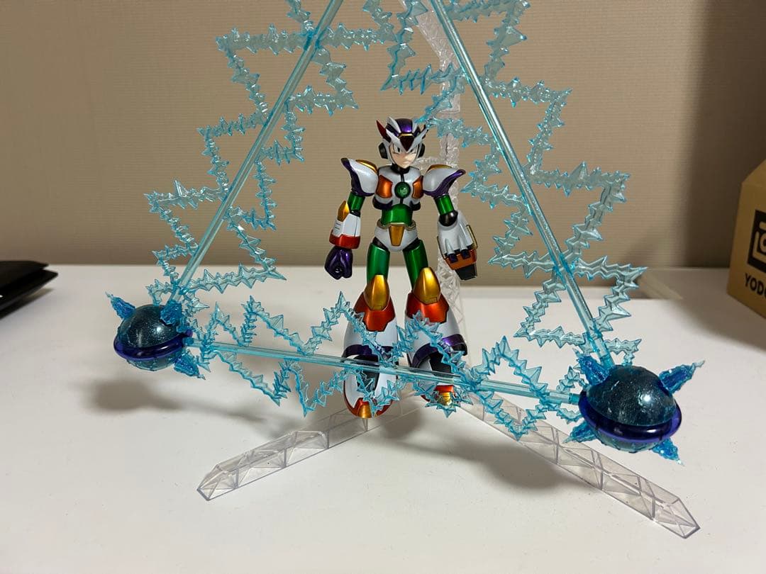 ロックマンXマックスアーマートライアードサンダーver塗装組み立て済み