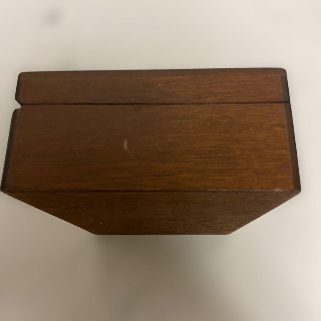 未使用　マリリンモンロー没後30年記念トランプ木製トランプケース 米国国章