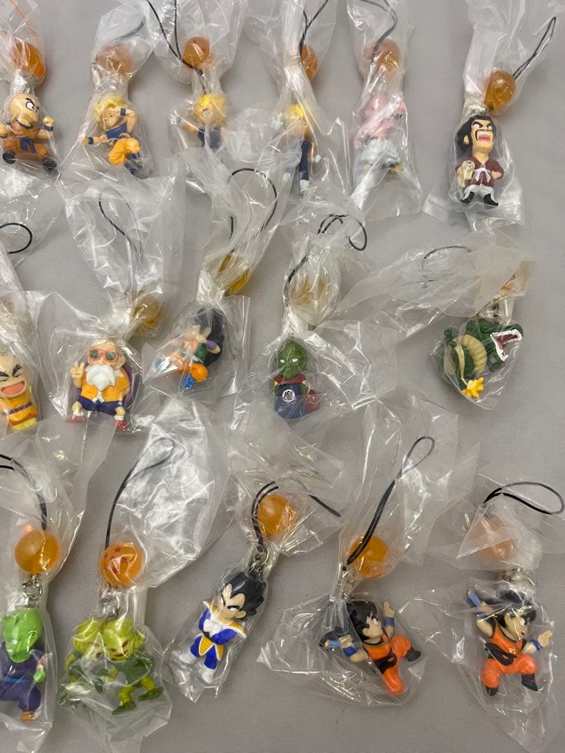 激レア　ドラゴンボールZ DBキャラストラップ 19種23個セット
