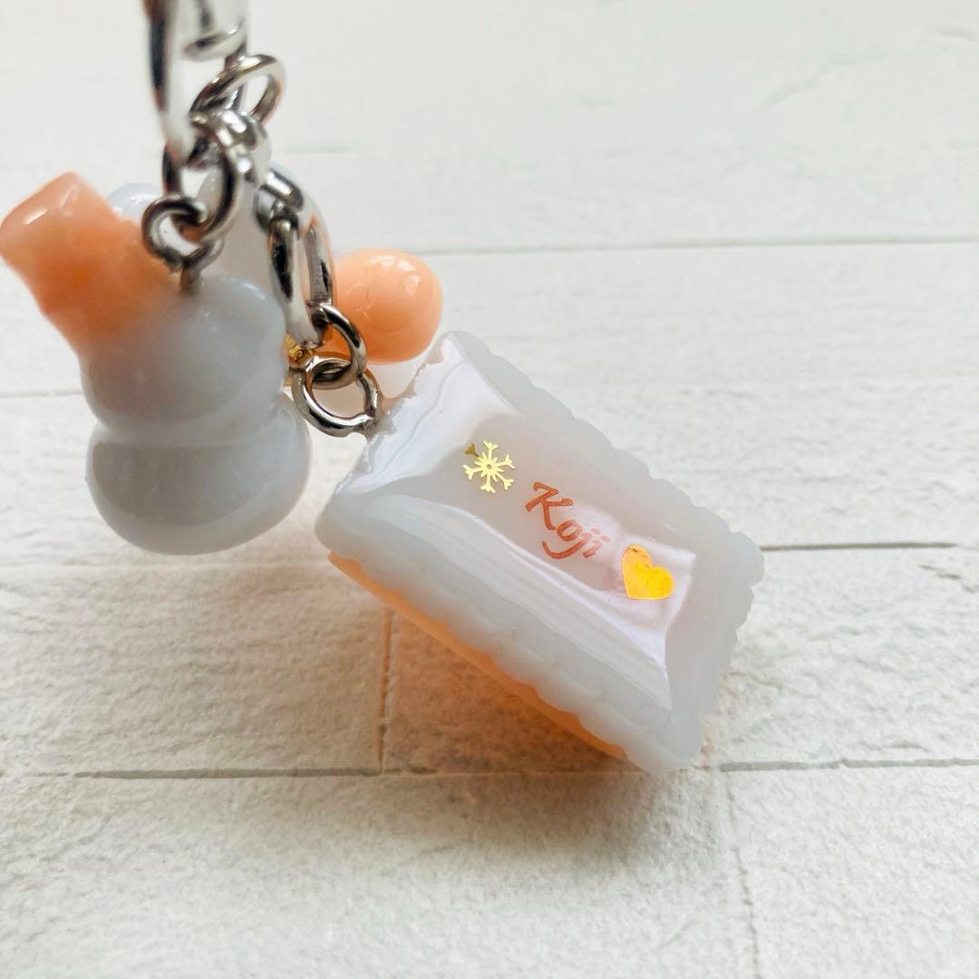 蜜館ページ　Man名入れチャーム、レジンキーホルダー